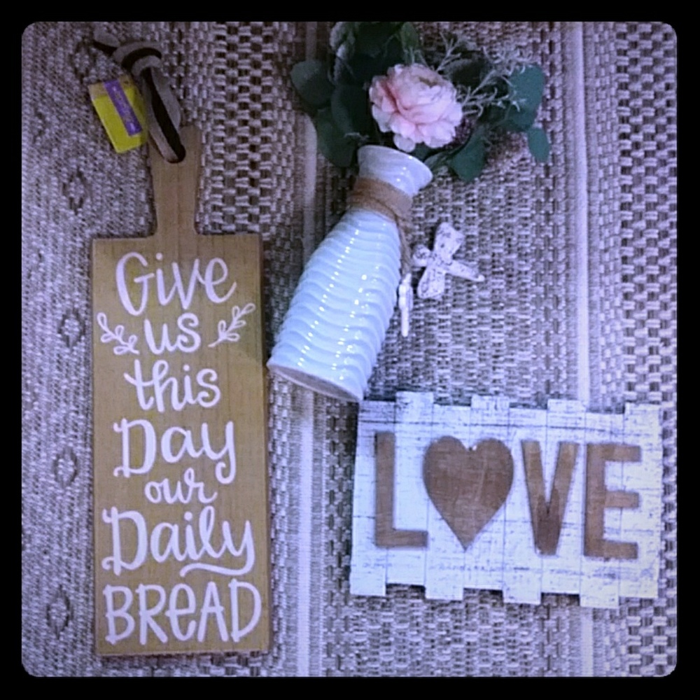 SOLD!! 🚫🚫2 pc Farmhouse Wall Art